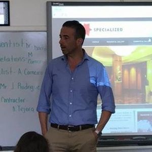 Meet your Posher, Diego